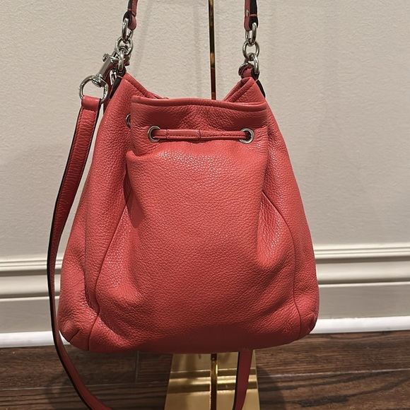 Coach Bundle Avery Bucket Bag and Matching Wristlet in Tea Rose  ** HOST PICK** - Picture 4 of 15